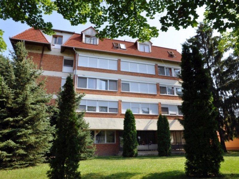 Aqua Hotel Gyula Exteriér fotografie